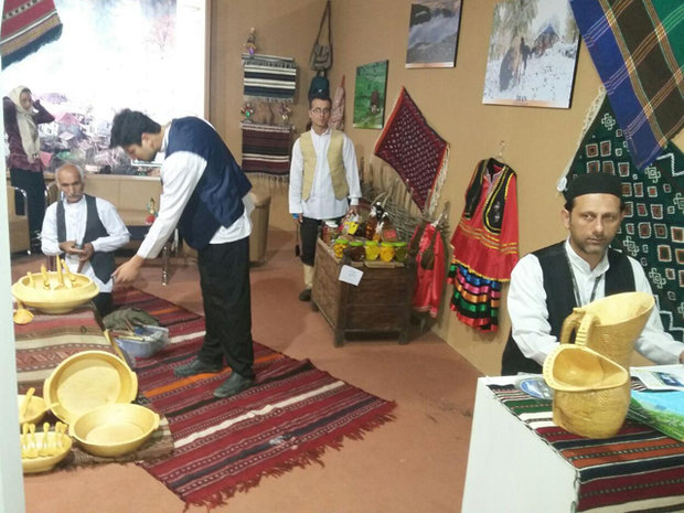 صادرات سوغات بخش مهم اقتصاد گردشگری است