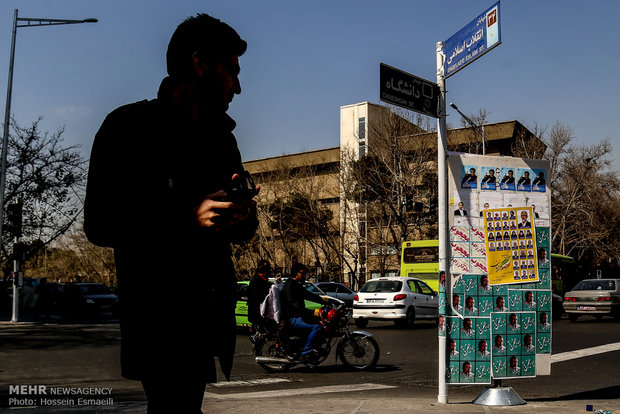 ۳۰۰ تابلوی شهری با محوریت انتخابات در سطح شهر اصفهان نصب شد