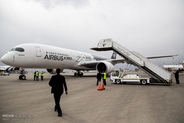 هبوط اول طائرة ايرباص 350 في مطار مهرآباد الدولي