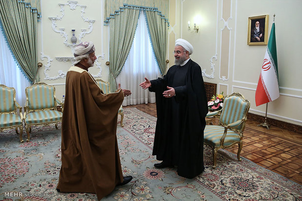 Rouhani receives Omani FM