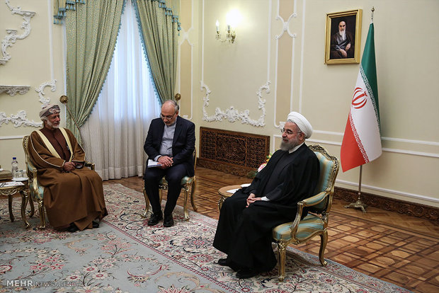 Rouhani receives Omani FM