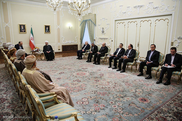 Rouhani receives Omani FM