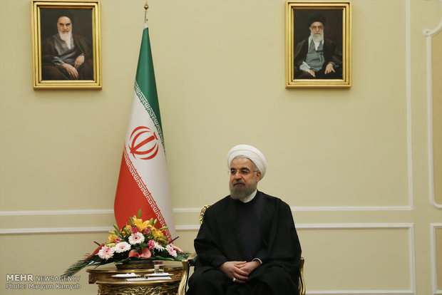 Rouhani congratulates Iraqi counterpart on Mosul liberation