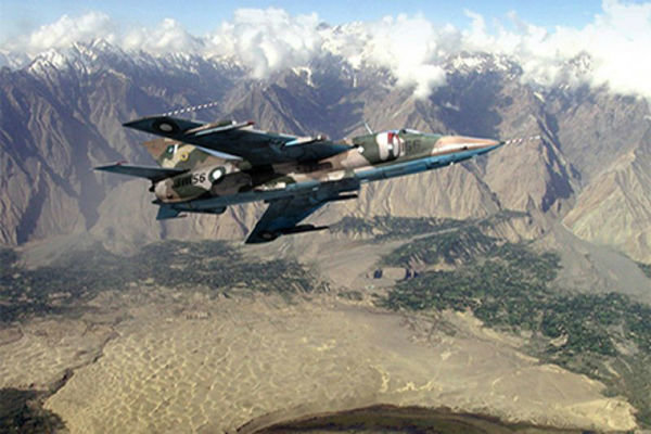 هواپیماهای جنگی با عمری بیش از ۴۰ سال