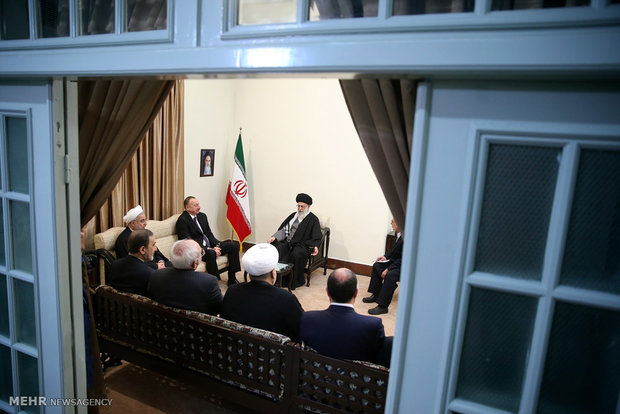 Ayatollah Khamenei receives Azerbaijan's Ilham Aliyev