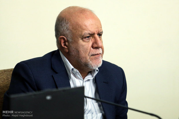 Export of oil is Iran's legitimate right, says oil min. Zangeneh