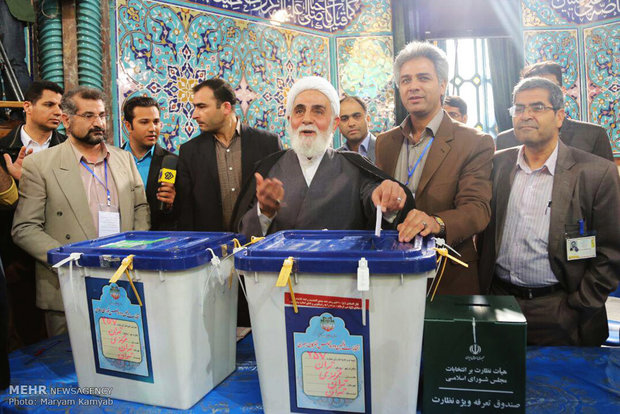 Iranian voters turn out in big numbers