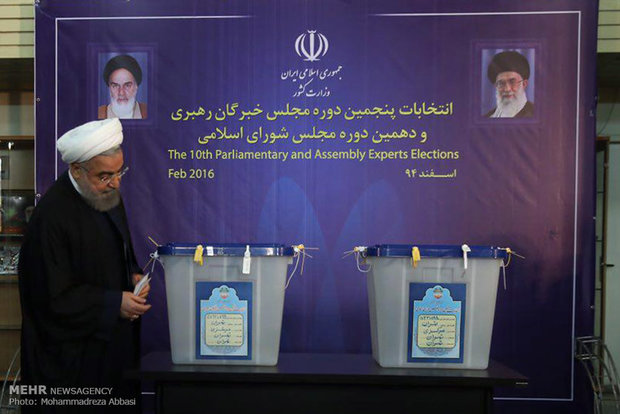 Rouhani casts ballot 