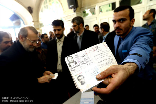 Parl. speaker casts his vote