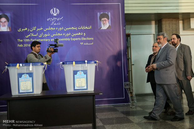 المؤتمر الصحفي لرئيس الجمهورية بحضور مسؤولي الحكومة الايرانية