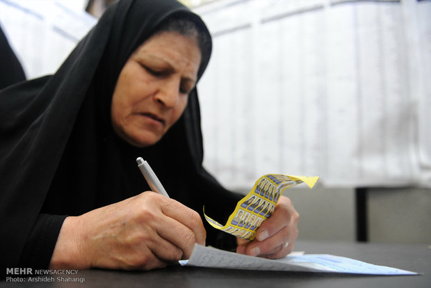 انتخابات پنجمین مجلس خبرگان رهبری ودهمین دوره مجلس شورای اسلامی