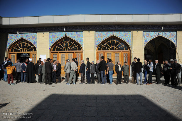 انتخابات پنجمین مجلس خبرگان رهبری و دهمین دوره مجلس شورای اسلامی در گرگان