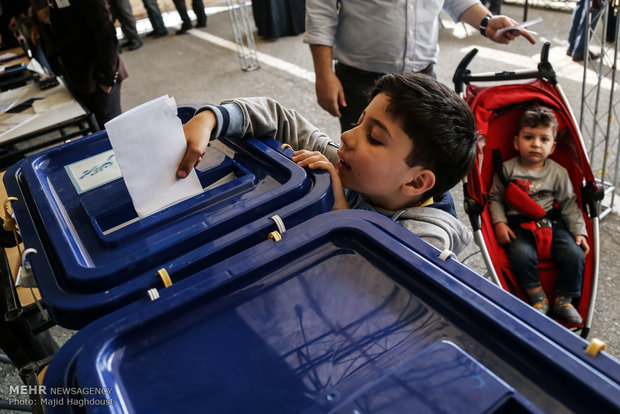 Frames from elections in Tehran