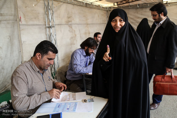 Frames from elections in Tehran