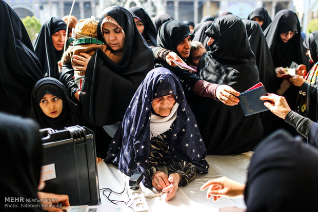 Election sees high turnout in Tehran as voting extended to 22