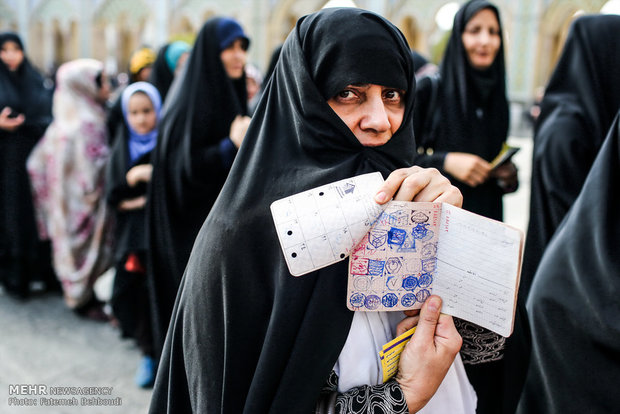 Election sees high turnout in Tehran as voting extended to 22