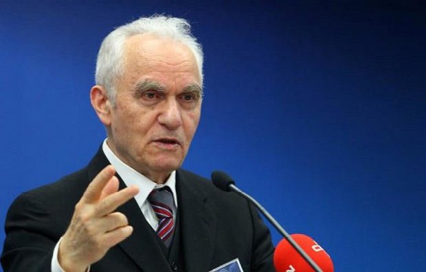 Hayalperestler, Osmanlı İmpartorluğu'na geri dönmek istiyor Hayalperestler, Osmanlı İmpartorluğu'na geri dönmek istiyor