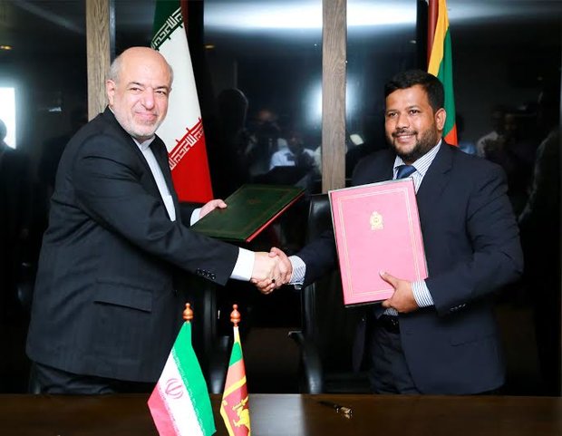 Post-sanctions Iran signed, sealed in marathon Colombo session