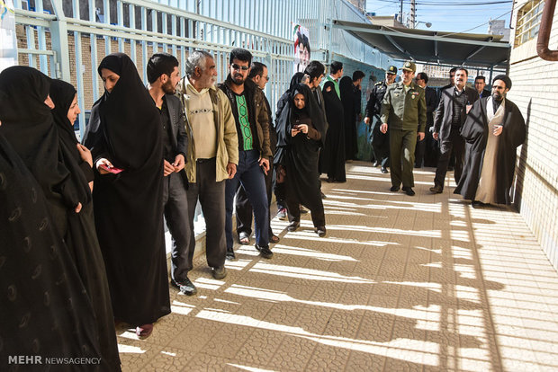 مشاركة الشعب الايراني في الانتخابات البرلمانية
