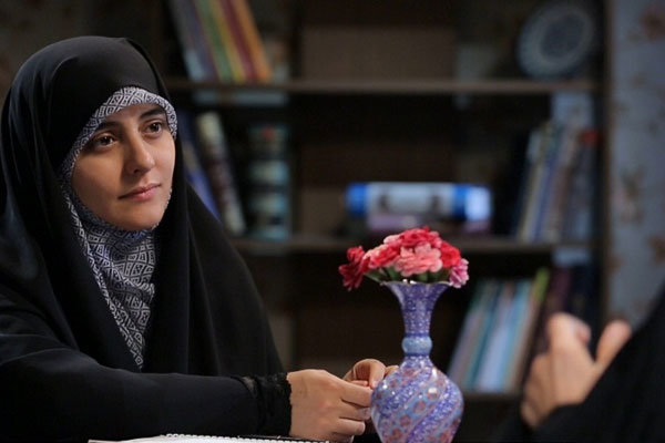 نیمه پنهان ماه در شبکه قرآن سیما به روی آنتن میرود