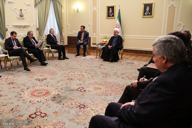 Rouhani meets Romanian FM