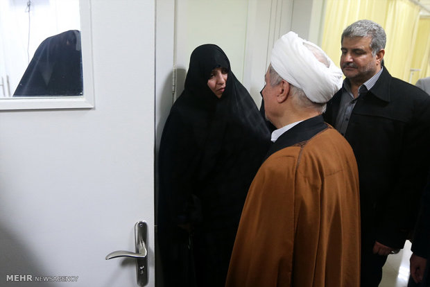 عیادت هاشمی رفسنجانی و سید حسن خمینی از آیت‌الله واعظ طبسی