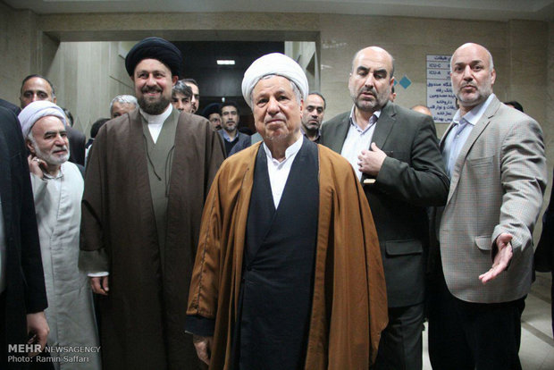 عیادت هاشمی رفسنجانی و سید حسن خمینی از آیت‌الله واعظ طبسی