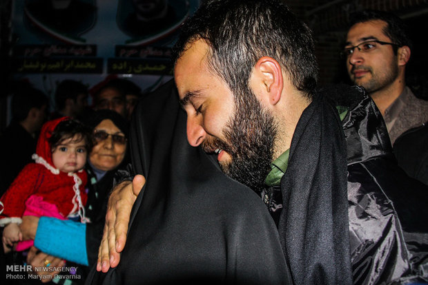استقبال مردمی از مدافعان حرم خراسان شمالی