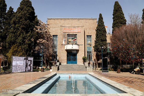 برپایی نمایشگاه «به روایت نسخهخوانان» در خانه هنرمندان برپایی نمایشگاه «به روایت نسخهخوانان» در خانه هنرمندان