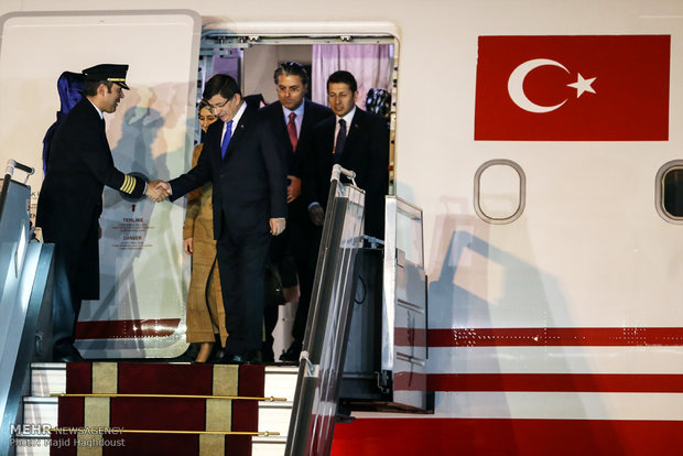  ورود نخست وزیر ترکیه به تهران