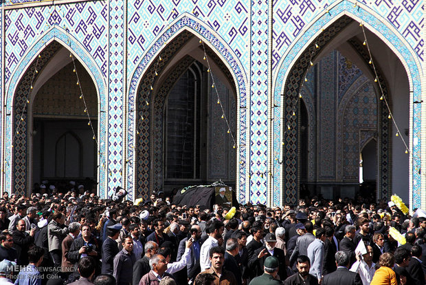 مراسم تشییع پیکر آیت‌الله واعظ‌ طبسی