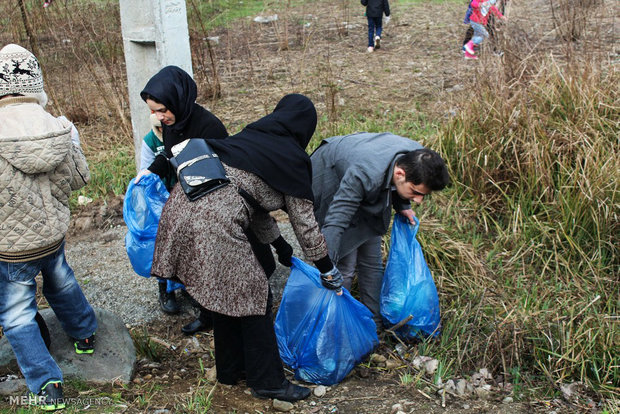 همایش روز درختکاری در روستای توسکا محله چابکسر