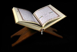 موفقیت طلاب مرهون انس با قرآن و روایات است