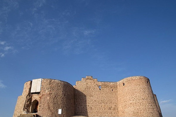 قلعه جلالالدین گرمه؛ دژی استوار در دل تاریخ و طبیعت