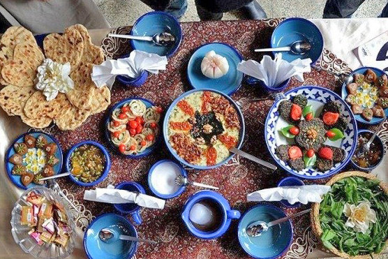 سفره رنگین غذاهای سنتی استان مرکزی/طعم خوشایند و روش طبخ سالم