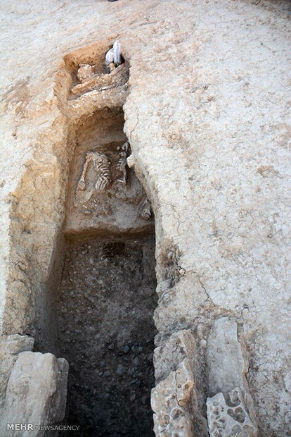 7-millennial cemetery uncovered in Khuzestan