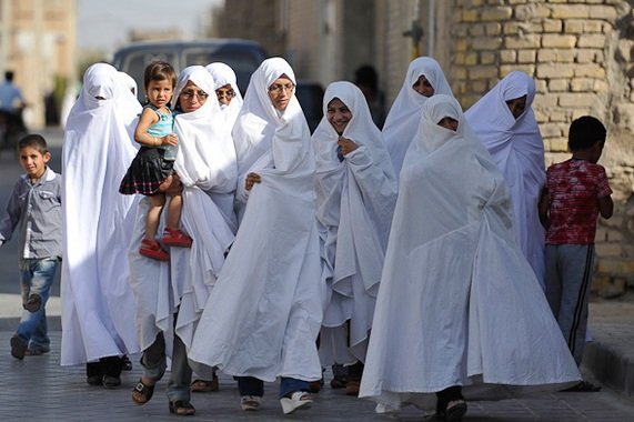 شرق اصفهان، نگینی زیر ماسهها