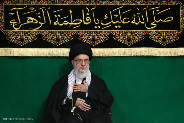 Leader attends Fatemieh mourning session