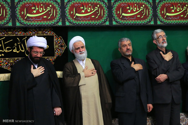Leader attends Fatemieh mourning session