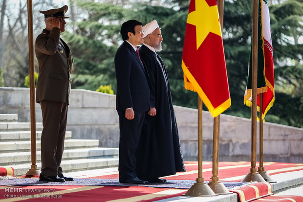 مراسم استقبال رسمی از رئیس جمهور ویتنام