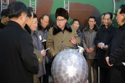 رهبر کره شمالی از انجام آزمایش های موشکی و هسته ای جدید خبر داد