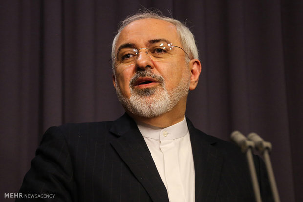 ظريف يؤكد ضرورة عدم تدخل امريكا في علاقات ايران مع باقي الدول  