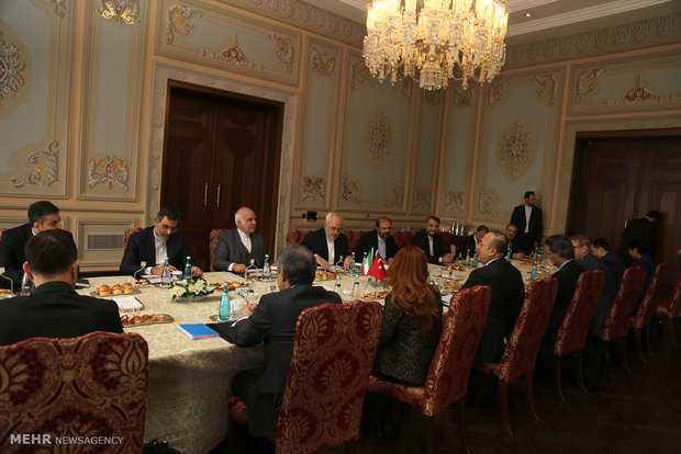 Zarif, Turkish counterpart meet in Ankara