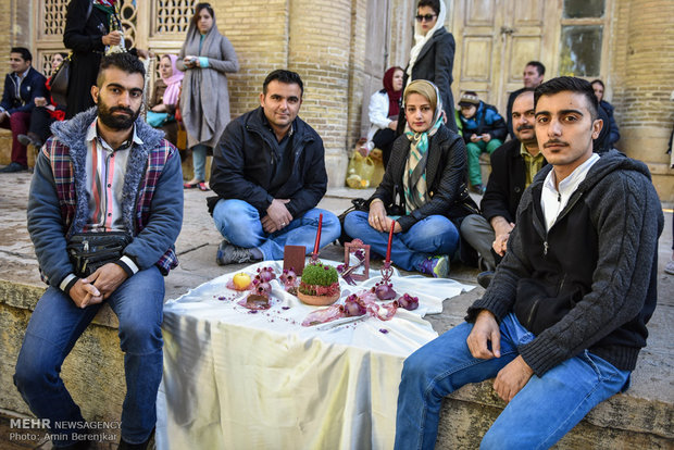 تحویل سال نو در حافظیه شیراز