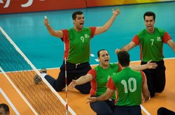 Para volleyballers atop group stage