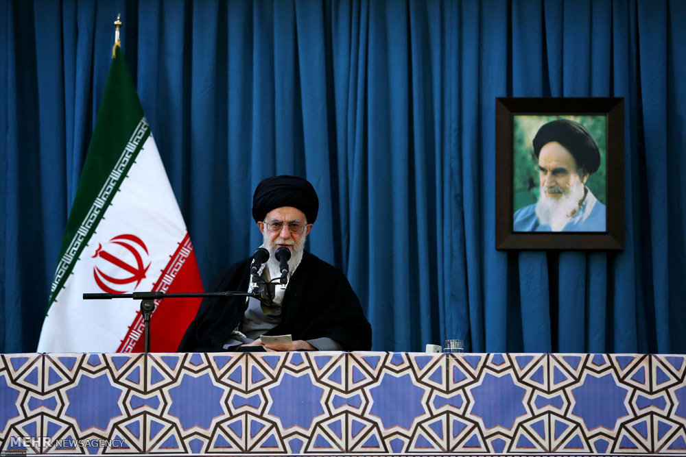 سخنرانی رهبر معظم انقلاب اسلامی در حرم مطهر رضوی
