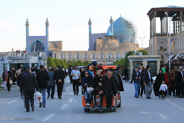 رشد پنج برابری گردشگران چینی برای سفر به اصفهان