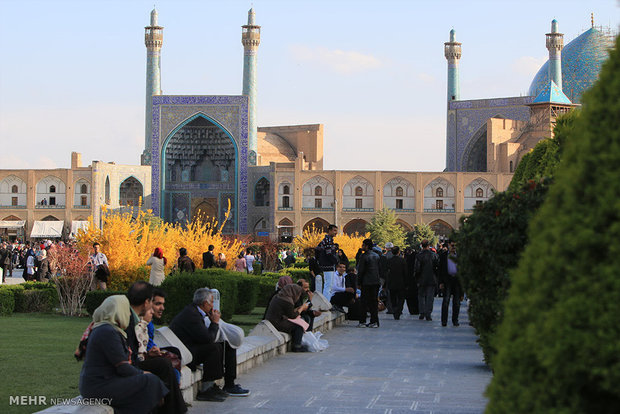 استقبال کم مسافران نوروزی از اصفهان