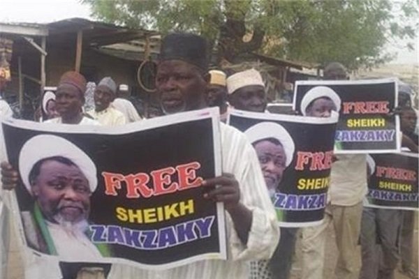 Nijerya halkı Şeyh Zakzaki’nin özgür bırakılmasını istiyor Nijerya halkı Şeyh Zakzaki’nin özgür bırakılmasını istiyor