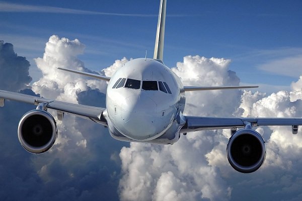 إغلاق مطار لارنکا وتحويل الرحلات للمطارات المجاورة